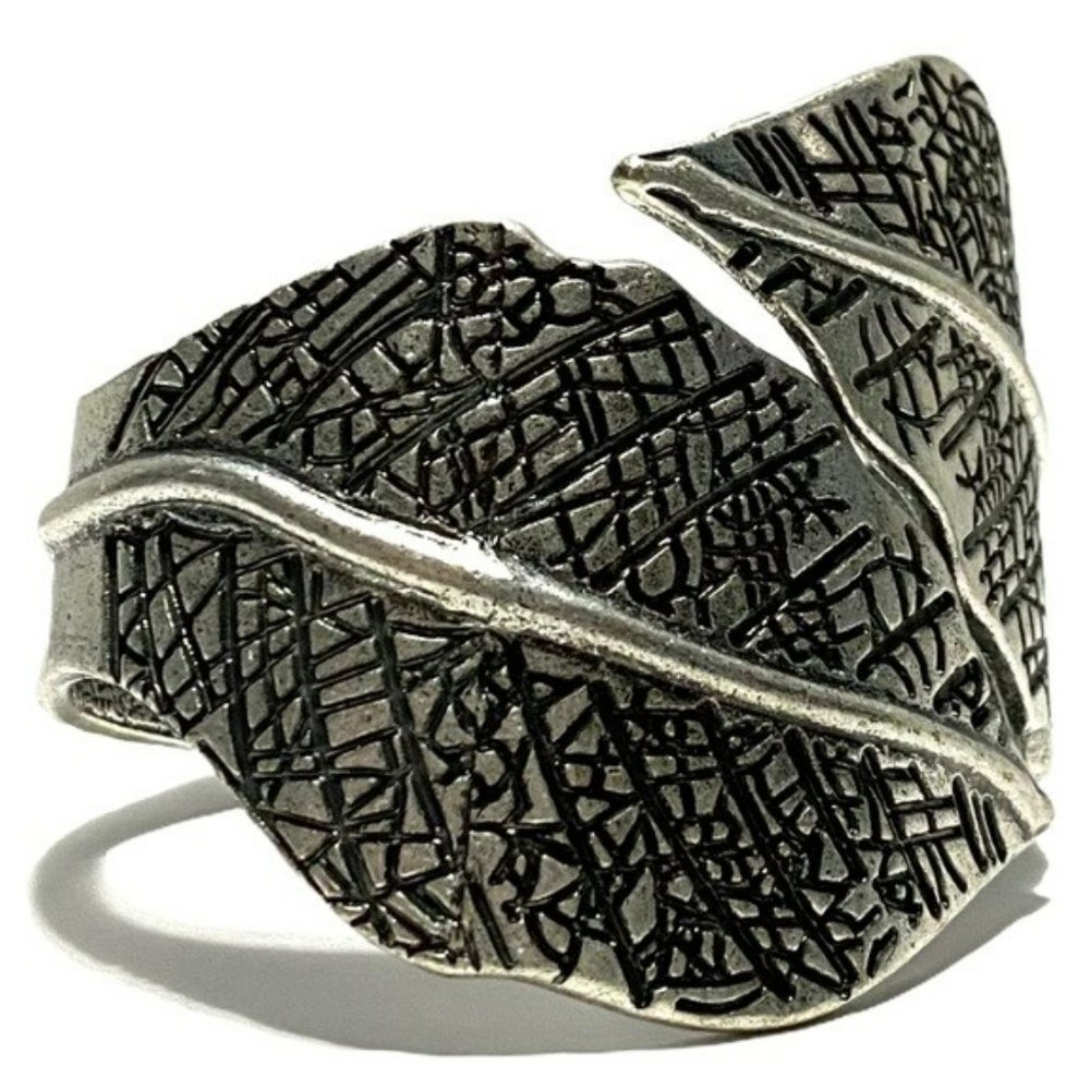 Black Venation Double Leaf Silver Hinged Bangle - image 4